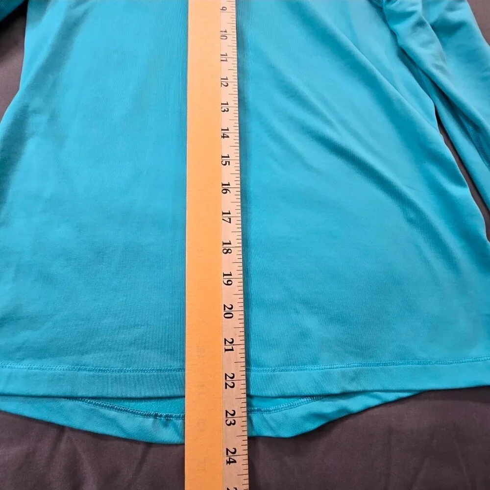 Nike PRO Women's Size M Hyperwarm High Neck Teal Training Top